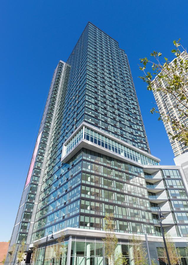 Deedee'S Sky Rise Apartments At Newport II Jersey City Zewnętrze zdjęcie