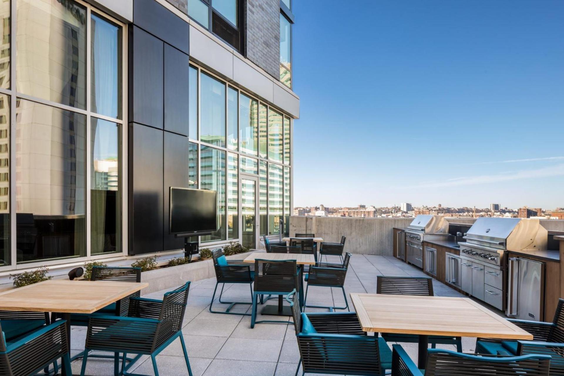 Deedee'S Sky Rise Apartments At Newport II Jersey City Zewnętrze zdjęcie